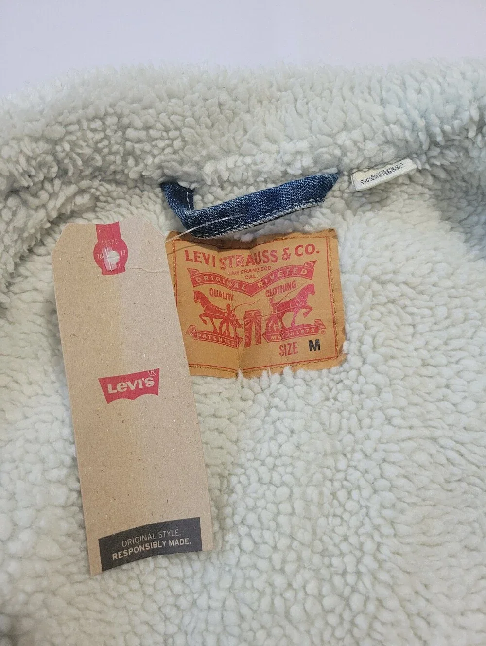 NWT Levi Strauss & Co. Denim Jean Sherpa Lined Type III Trucker Snap Jacket